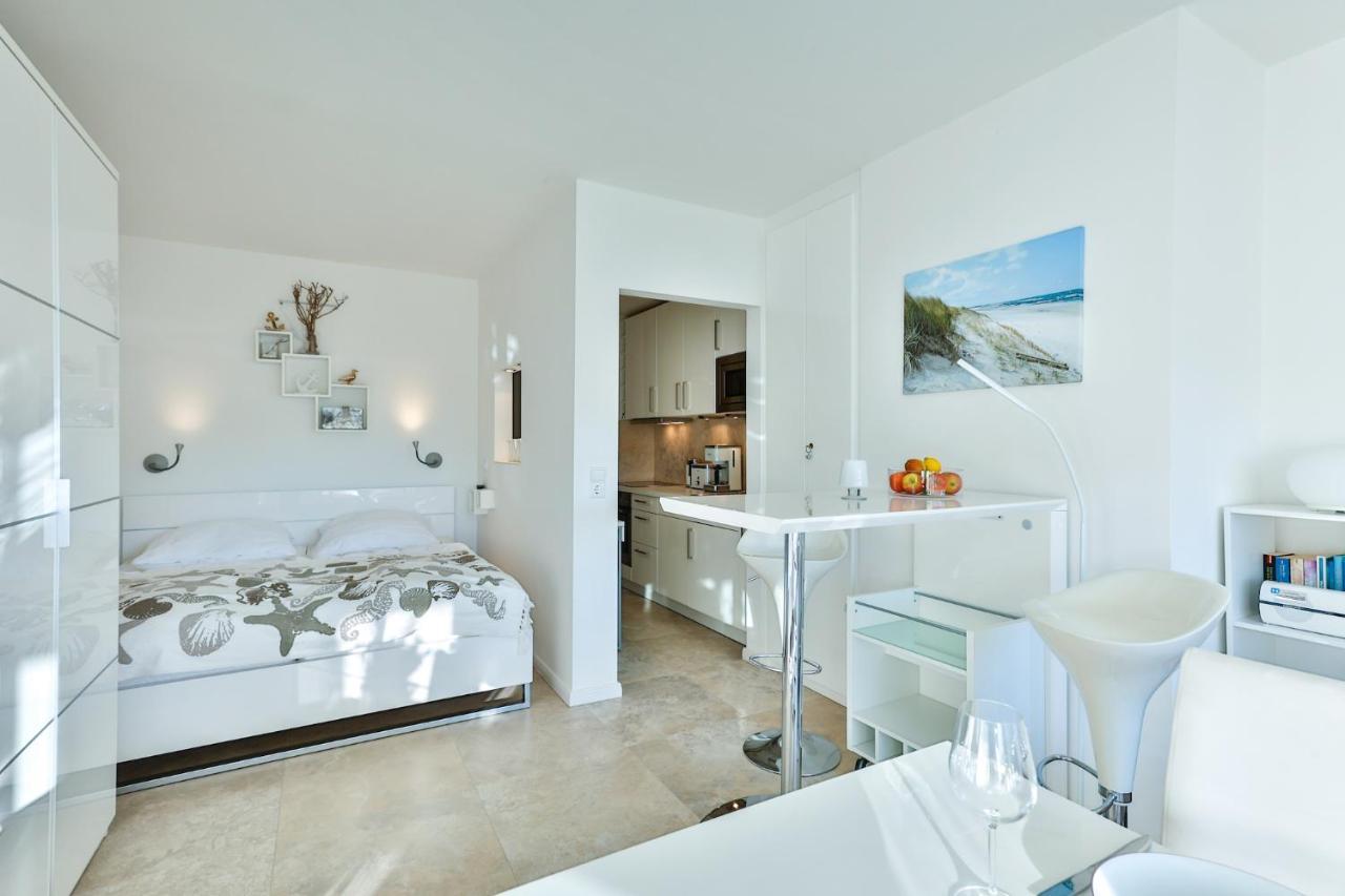 Apartment Oddewhite